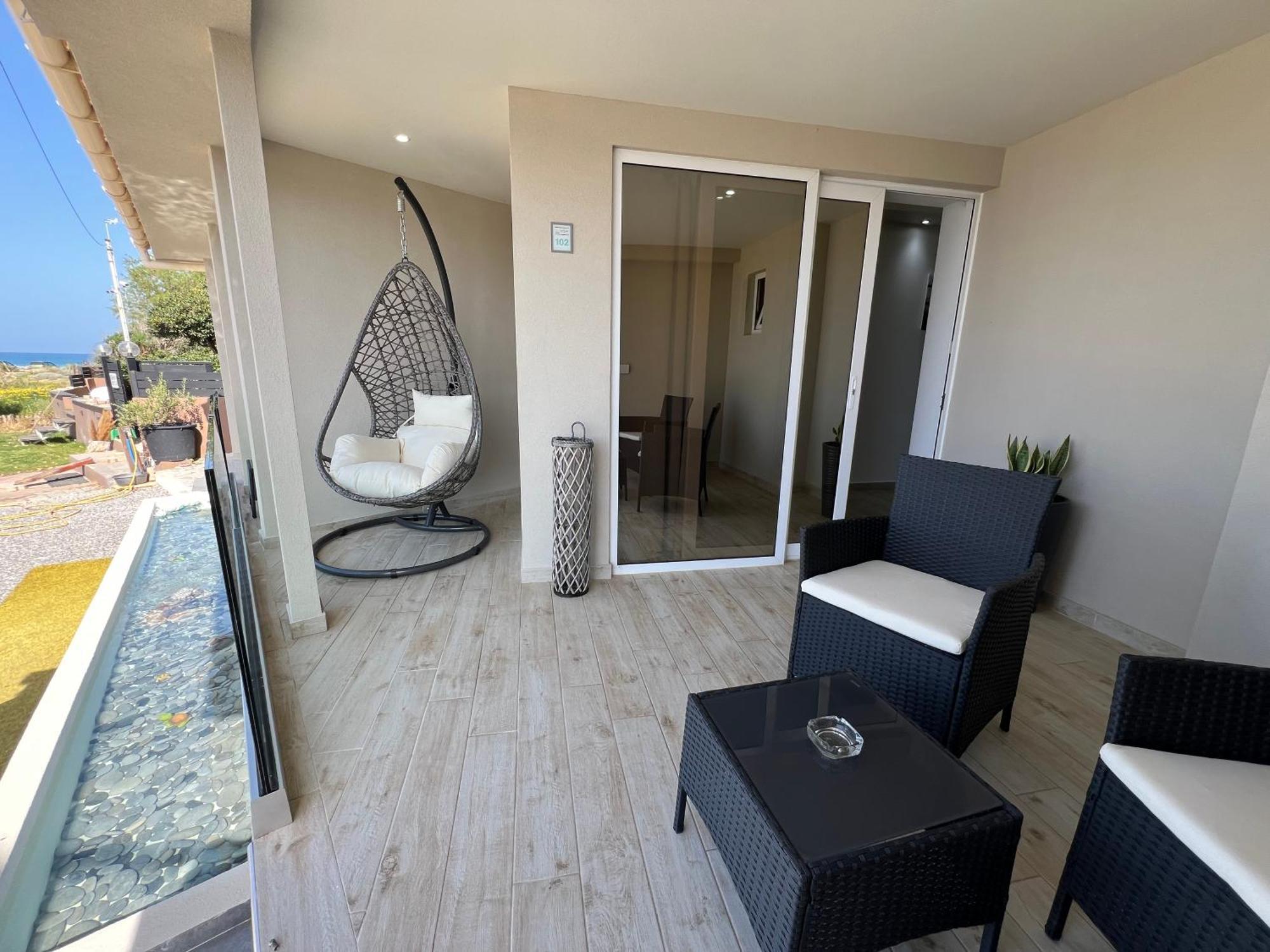 Sea View Apts & Suites By Pachiplex Малиа Екстериор снимка
